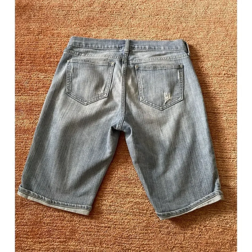 Old Navy Women’s Blue Destroyed Shorts Bermuda Size S